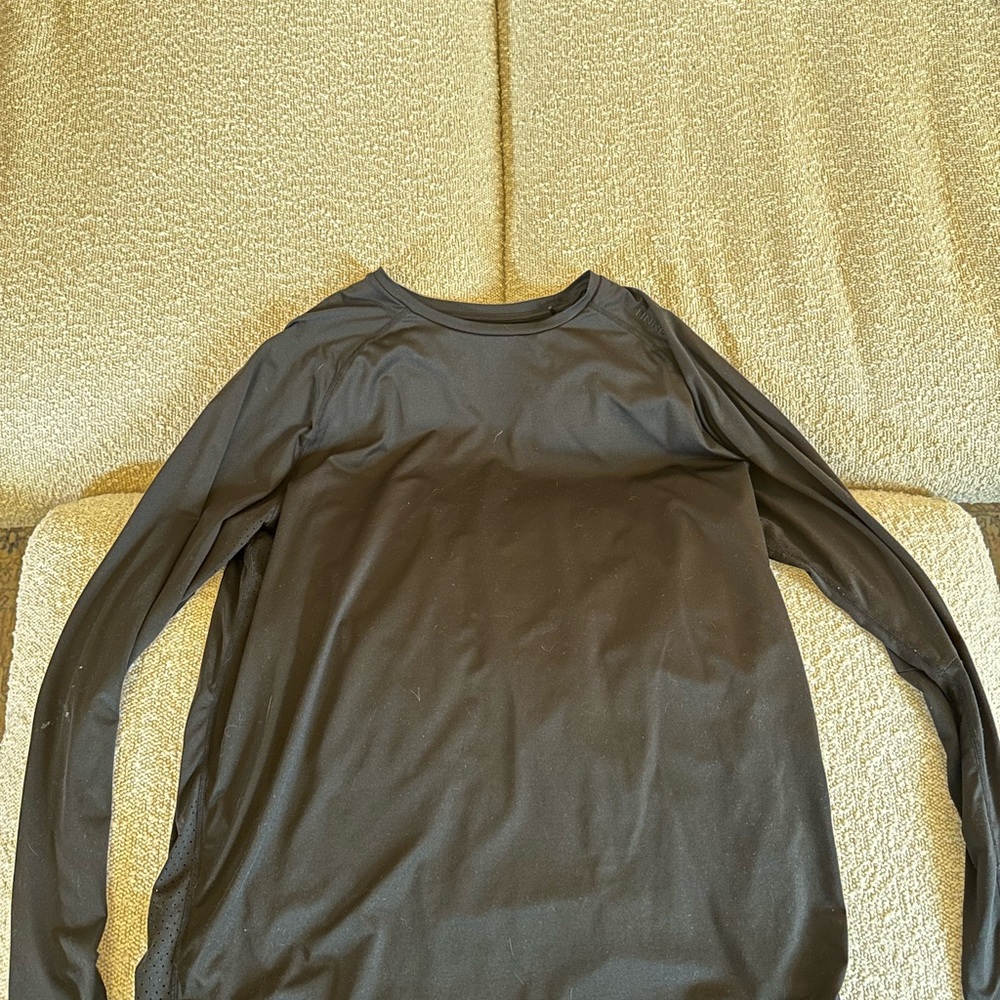 Black Long Sleeve Tee with Crew Neck